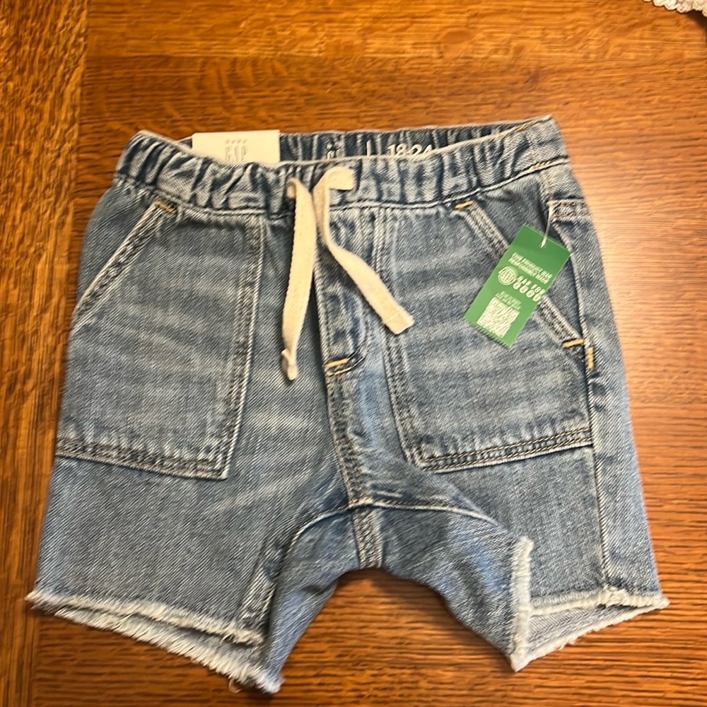 Gap Toddler Shorts 18-24 months